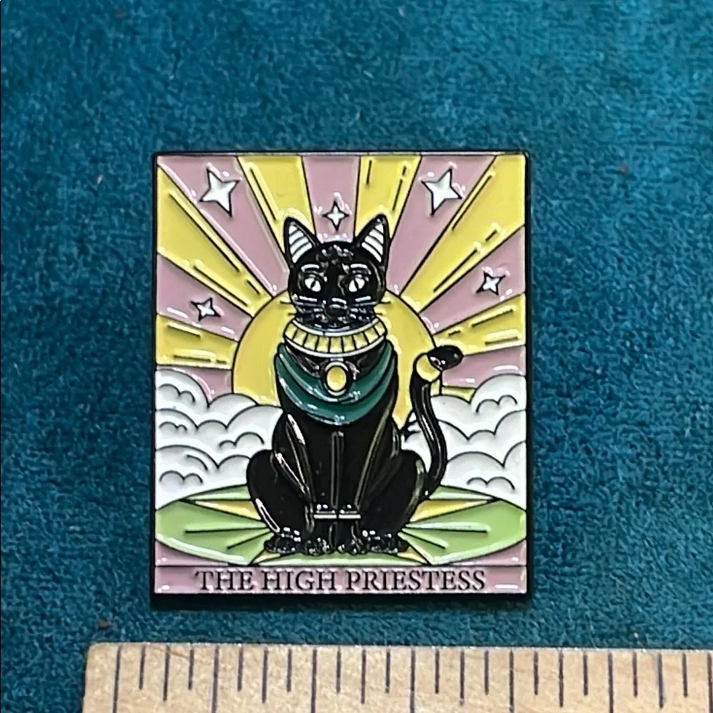 Black Cat Enamel Pin - The High Priestess - Picture 3 of 4